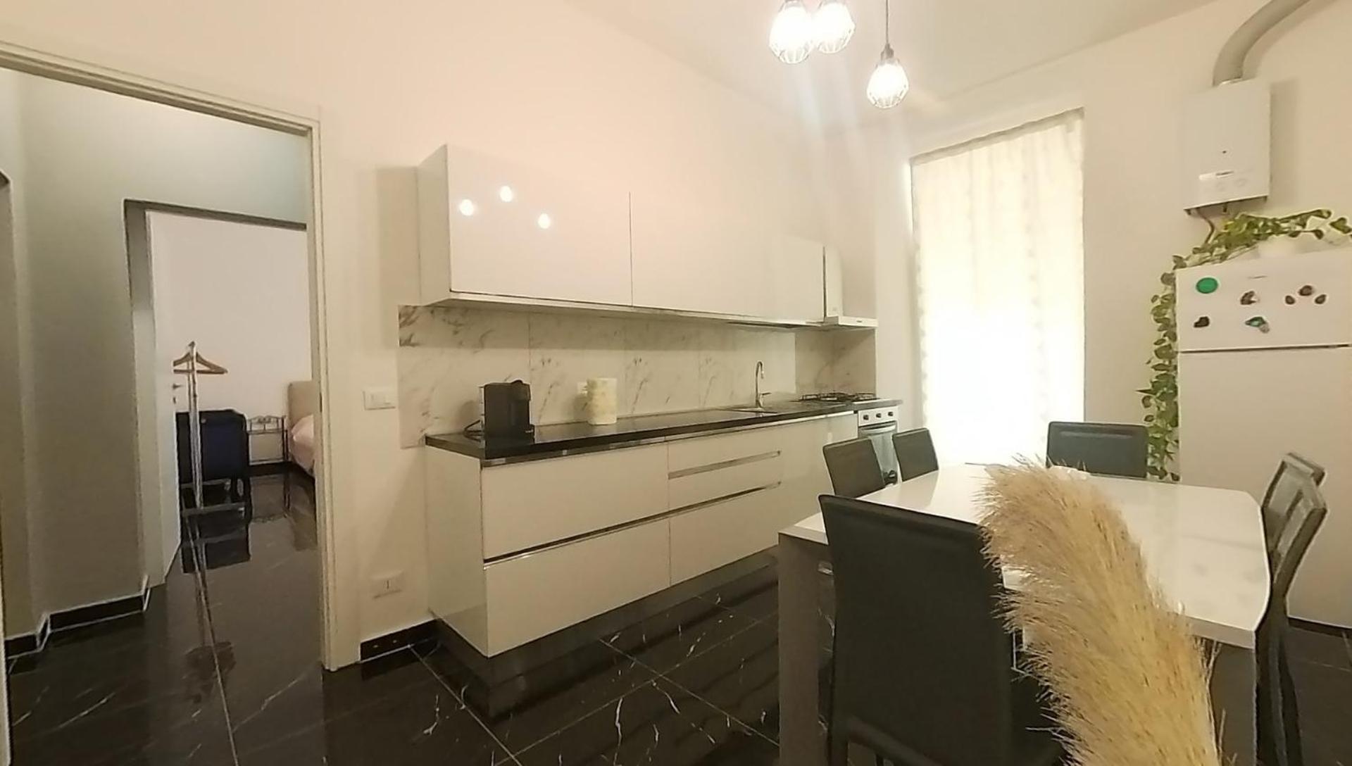 Tra Centro E Mare - Intero Appartamento Con Parcheggio Savona Kültér fotó
